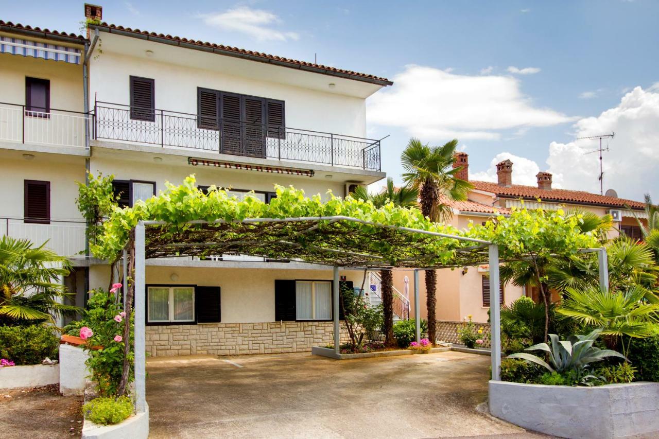 Apartment Brle Poreč Eksteriør billede